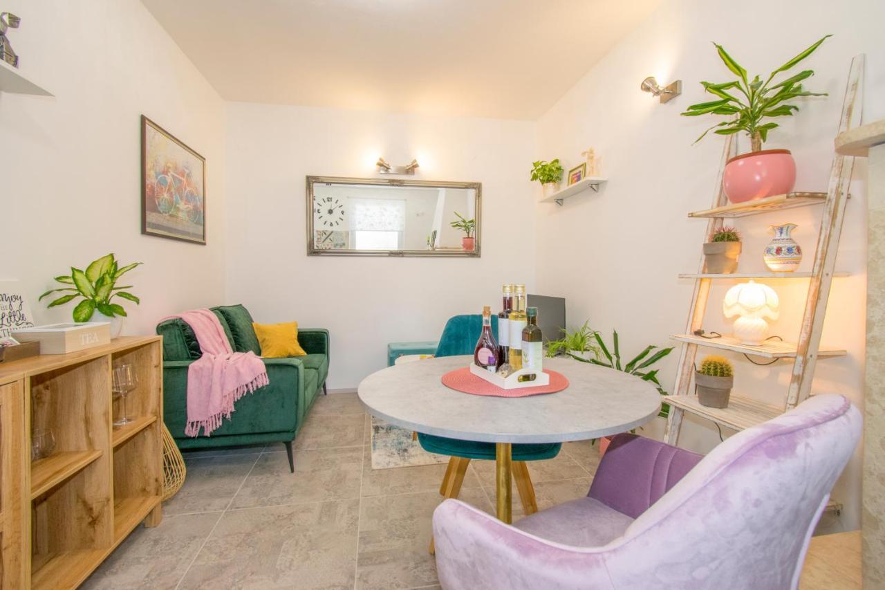 Apartman Enjoy Ровінь Екстер'єр фото