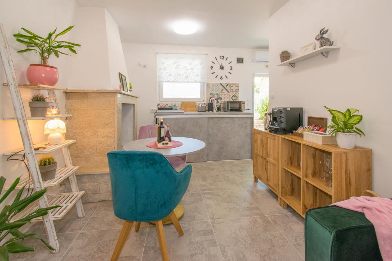 Apartman Enjoy Ровінь Екстер'єр фото