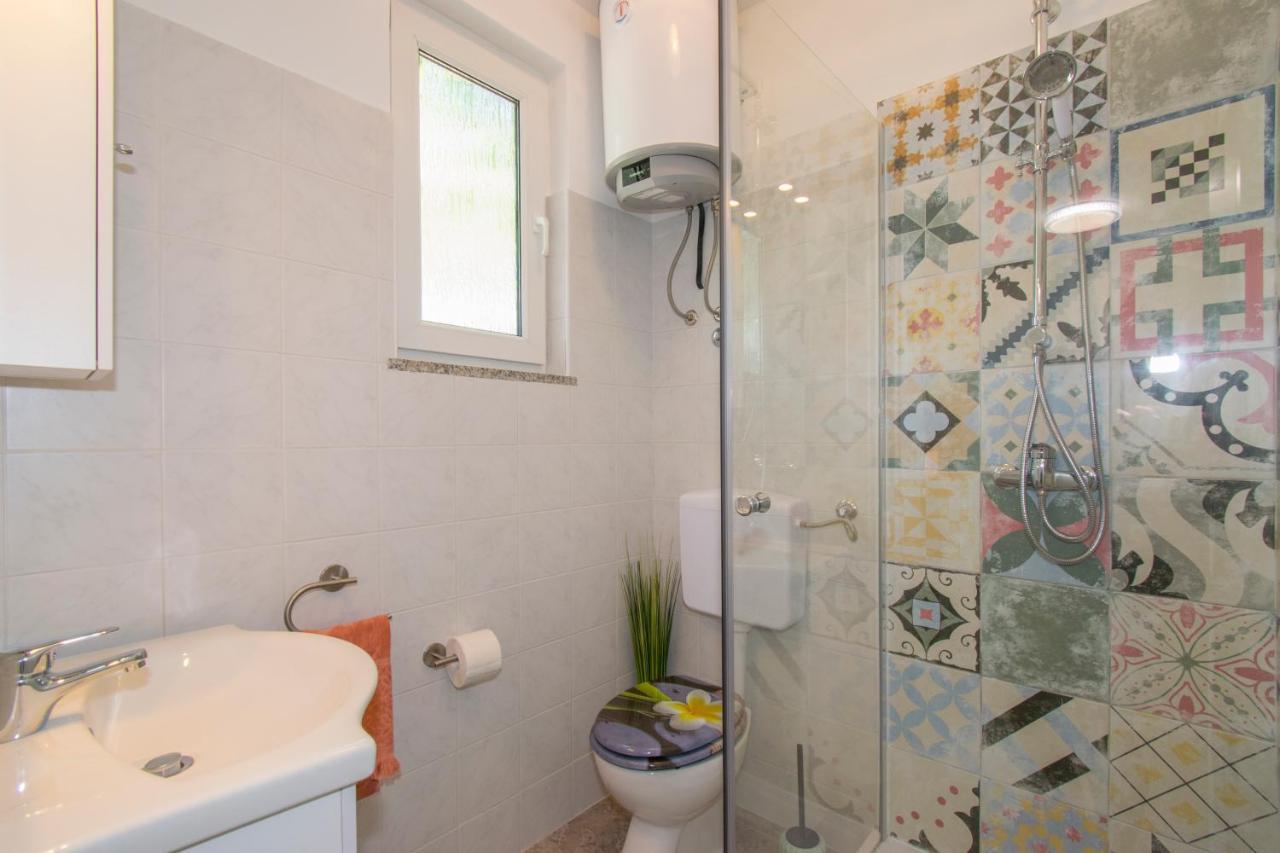 Apartman Enjoy Ровінь Екстер'єр фото