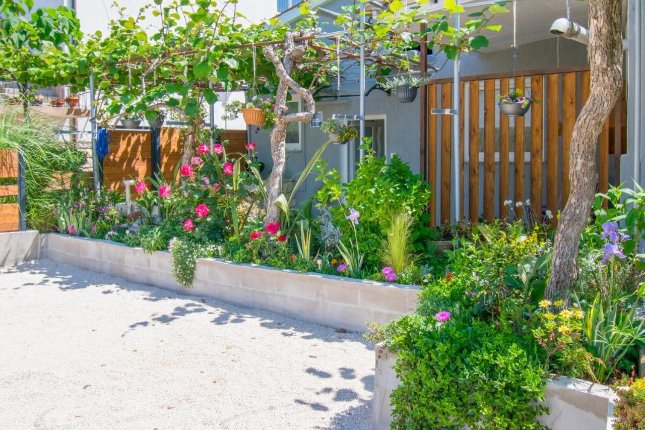 Apartman Enjoy Ровінь Екстер'єр фото